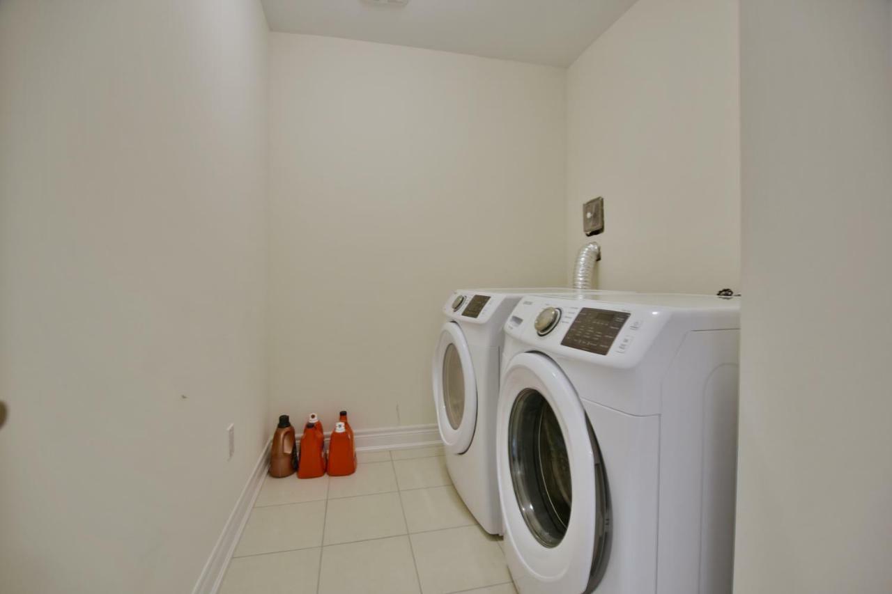 New Blue Mountain Village Snowbridge Executive Townhome Sleeps 10 With Outdoor Pool And Shuttle Nottawa Exterior foto