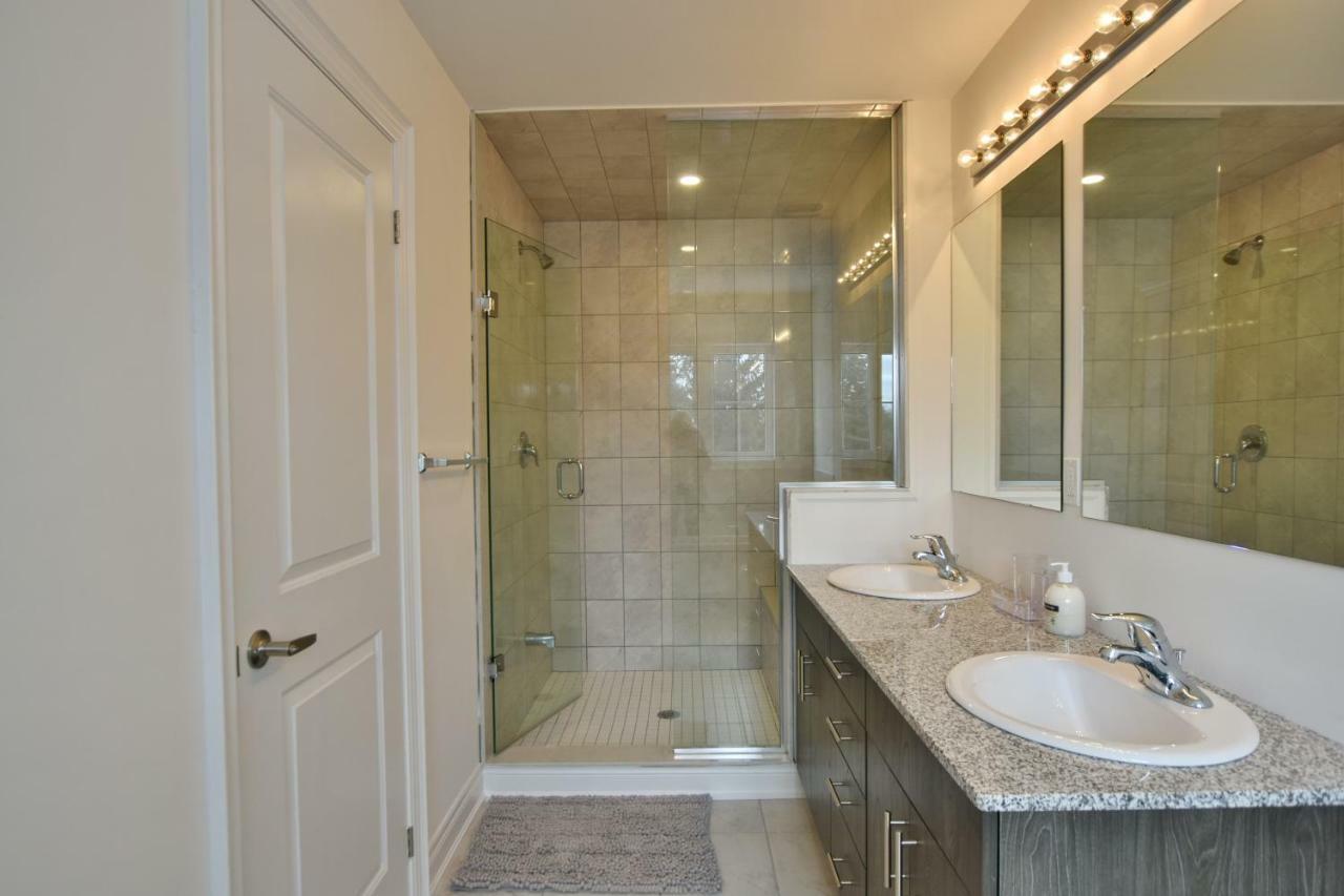 New Blue Mountain Village Snowbridge Executive Townhome Sleeps 10 With Outdoor Pool And Shuttle Nottawa Exterior foto