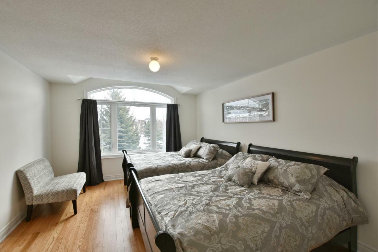 New Blue Mountain Village Snowbridge Executive Townhome Sleeps 10 With Outdoor Pool And Shuttle Nottawa Exterior foto